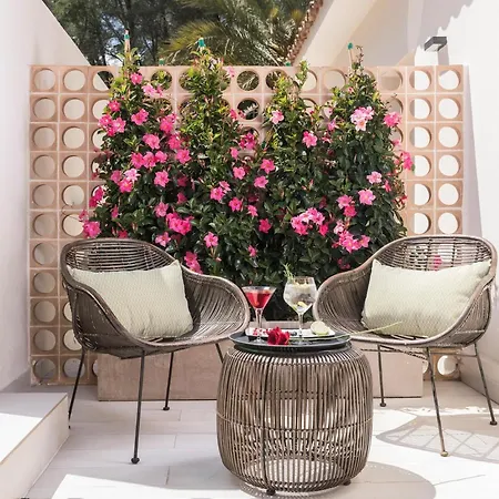 Pure Salt (adults Only) Hotel 4*